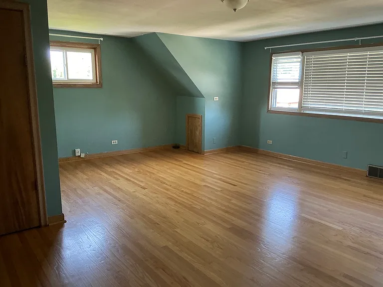 2104 N Merrimac Ave — Photo 1