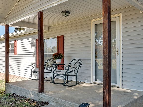 5th image of 1407 Summertown Hwy