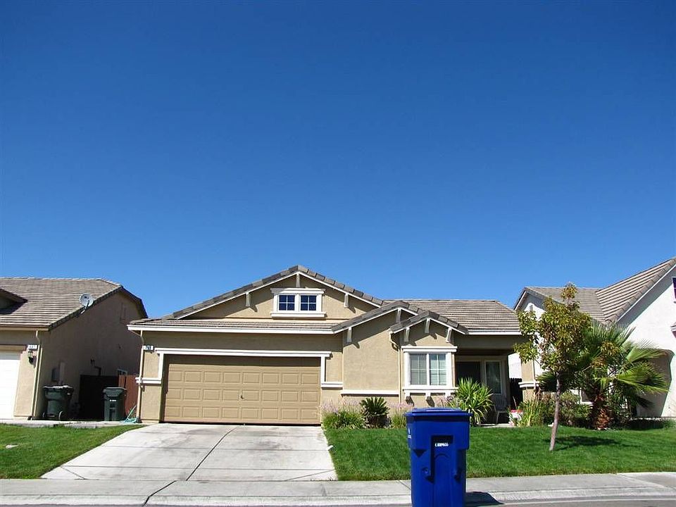 1st image of 431 Summer Garden Way