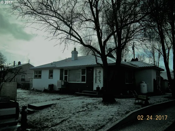 246 NW 1st Ave, John Day, OR 97845