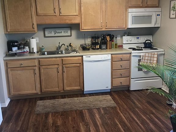 2nd image of 2800 N Kaster Ct