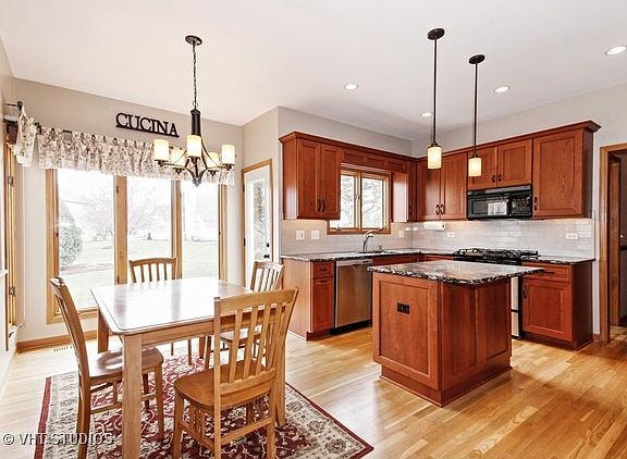 5th image of 1720 Chadwicke Cir