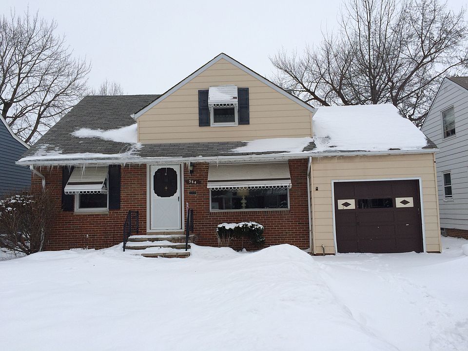 Exterior View from Halle Dr.