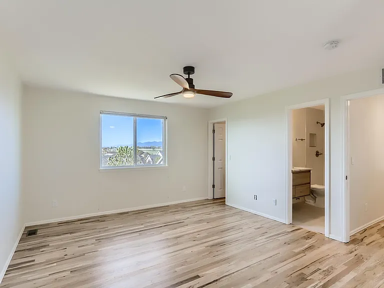 5702 Blue Mountain Cir — Photo 12