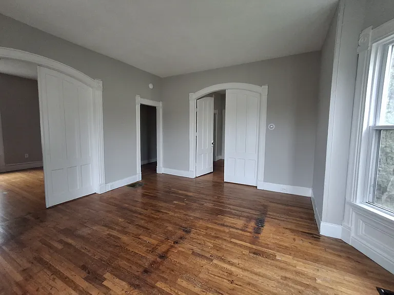 13 Charles St #1 — Photo 9
