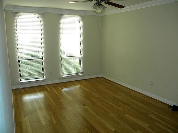 3rd image of 2299 Lone Star Dr