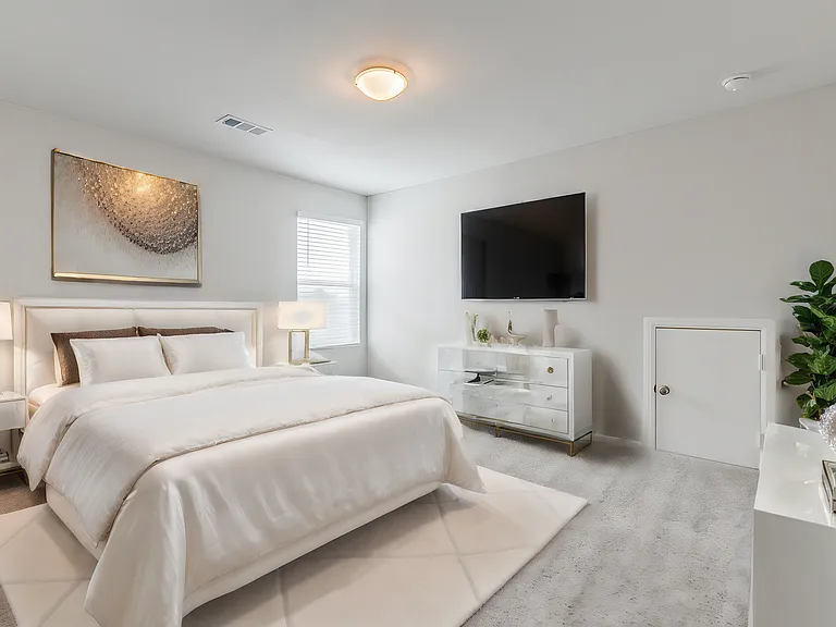 728 Amenduni Ln — Photo 13