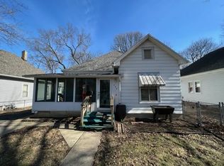 108 S Poplar St, Urbana, IL 61802