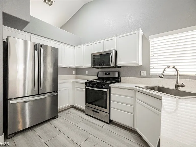 6067 Turtle River Ave — Photo 5