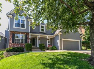 21423 W 47th Ct, Shawnee, KS 66218