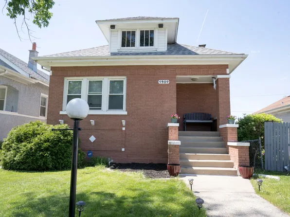 (undisclosed Address), Maywood, IL 60153