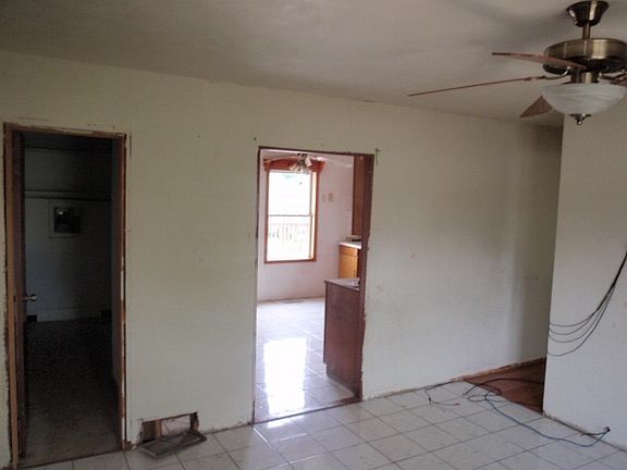 4th image of 7171 East Ave