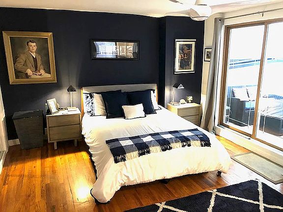 3rd image of 301 E Houston St APT 3