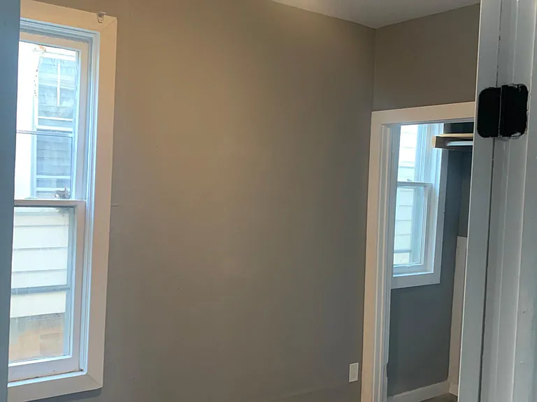 2526 W Grant St #2 — Photo 3