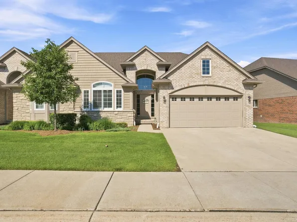 5272 Hawkseye Trce, Warren, MI 48092