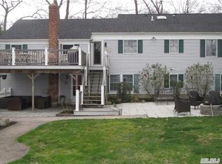 614 Moriches Rd, Saint James, NY 11780