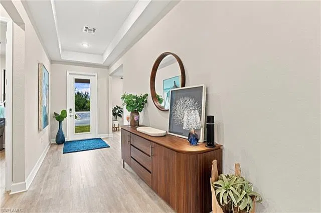 3 bed, 1918 sqft, $4,000 — Photo 4