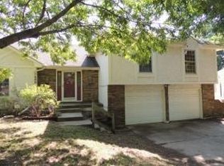 1400 S 14th St, Blue Springs, MO 64015
