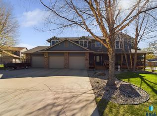 3708 S Bertina Cir, Sioux Falls, SD 57103