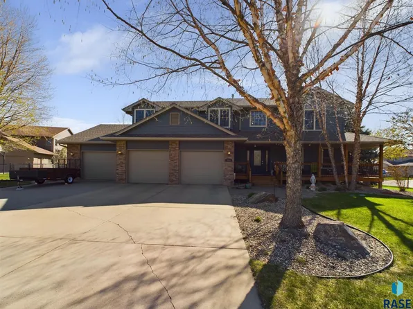 3708 S Bertina Cir, Sioux Falls, SD 57103