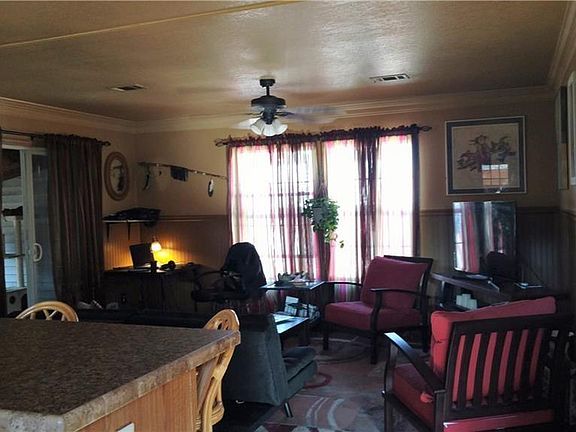 4th image of 16738 Olivaud St