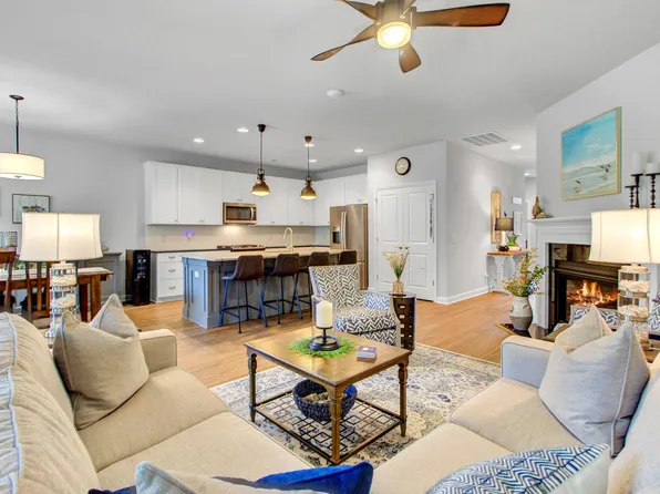 1539 Thin Pine Dr, Johns Island, SC 29455