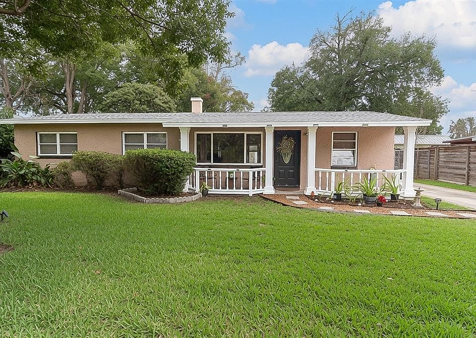 1st image of 2606 E CRYSTAL LAKE AVENUE