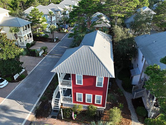 3rd image of 471 Hidden Lake Way