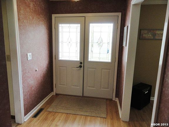 2nd image of 601 Coventry Dr
