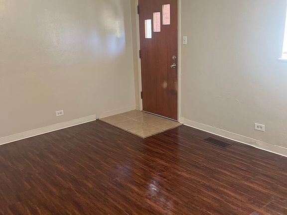 5th image of 4301 S Delaware St APT 4