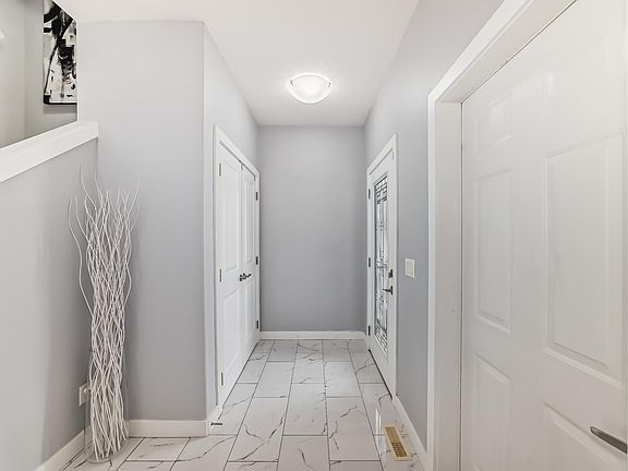 3rd image of 4419 38a St
