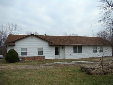 Home for Sale in Centertown, Missouri $55,000