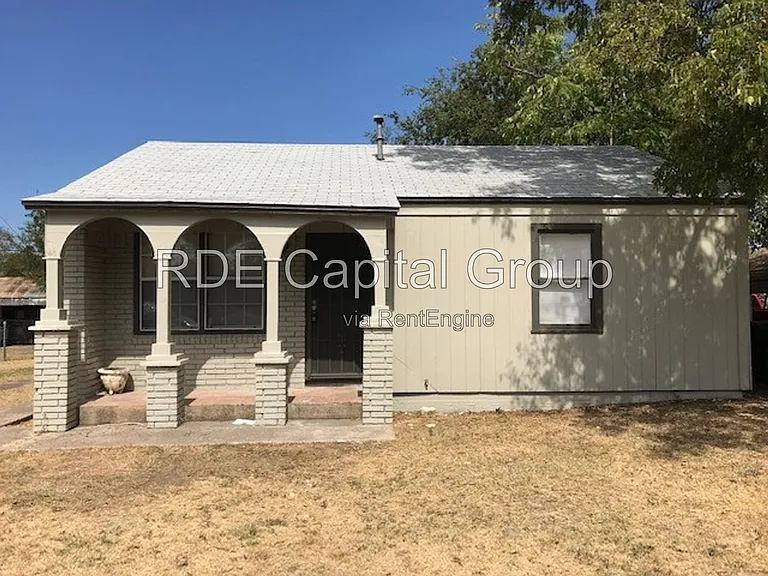 2417 Lowriemore Ln — Photo 1
