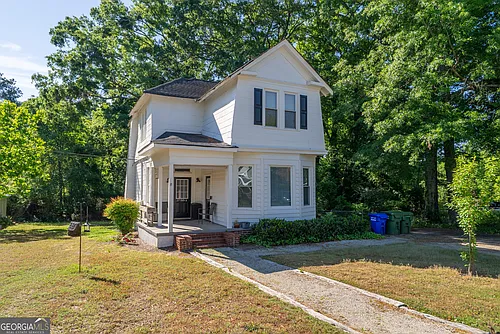 243 Boulevard #B Photo 1