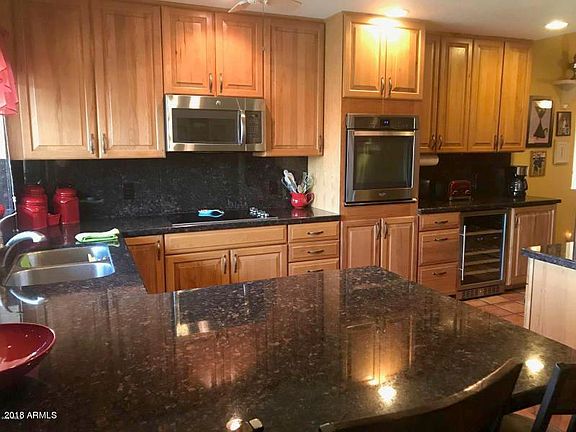4th image of 2084 E Alameda Dr