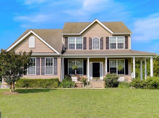 18439 Heritage Ct, Saint Inigoes, MD 20684