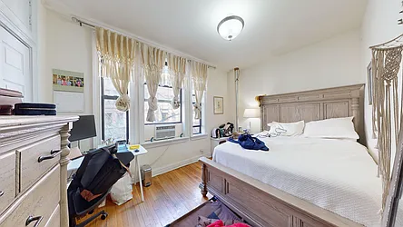 Rented by Bond New York
