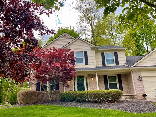 23383 Winnsborough Dr, Novi, MI 48375