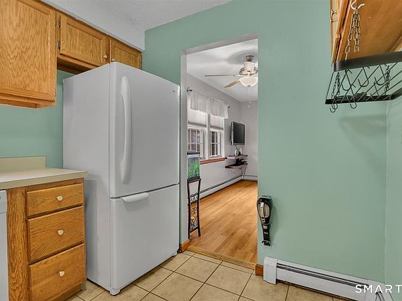 5th image of 104 Oakland Street #A