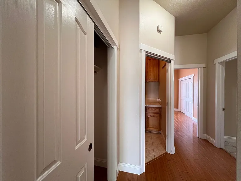 1021 Pepper Ln — Photo 25
