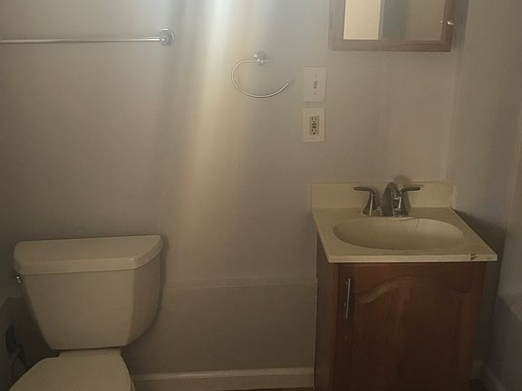 5th image of 2934 Madison Ave