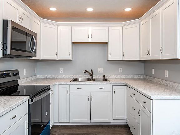 5th image of 4332 Silverberry Ave
