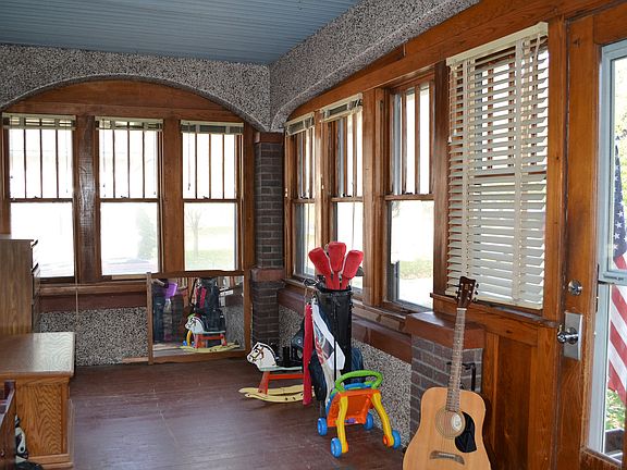 Enclosed front porch