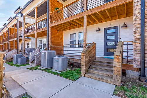 849 Cherokee Ave #9 Photo 1