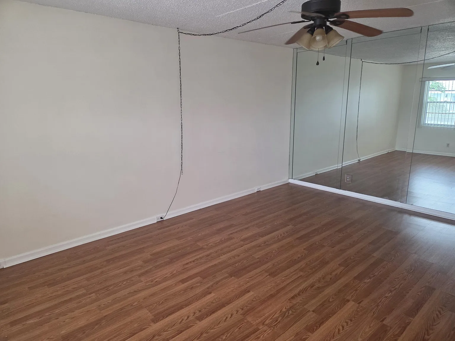 2 bed, 1.5 bath, 820 sqft, $1,650 — Photo 4