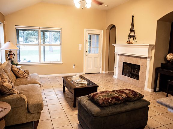 5th image of 18622 Walden Glen Cir