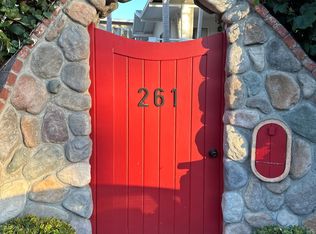 261 Aster St, Laguna Beach, CA 92651