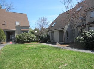 12 Saratoga Ct #12, Bedford, NH 03110