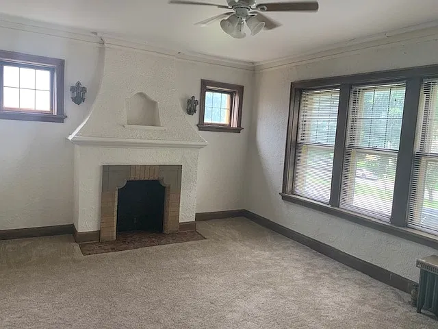 5511 W Martin Dr — Photo 2