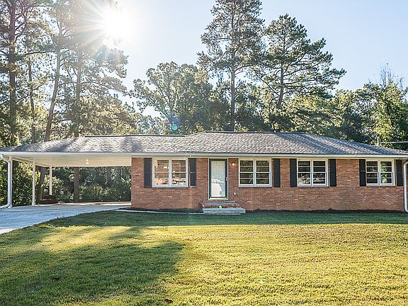 4th image of 333 Robin Ln SE